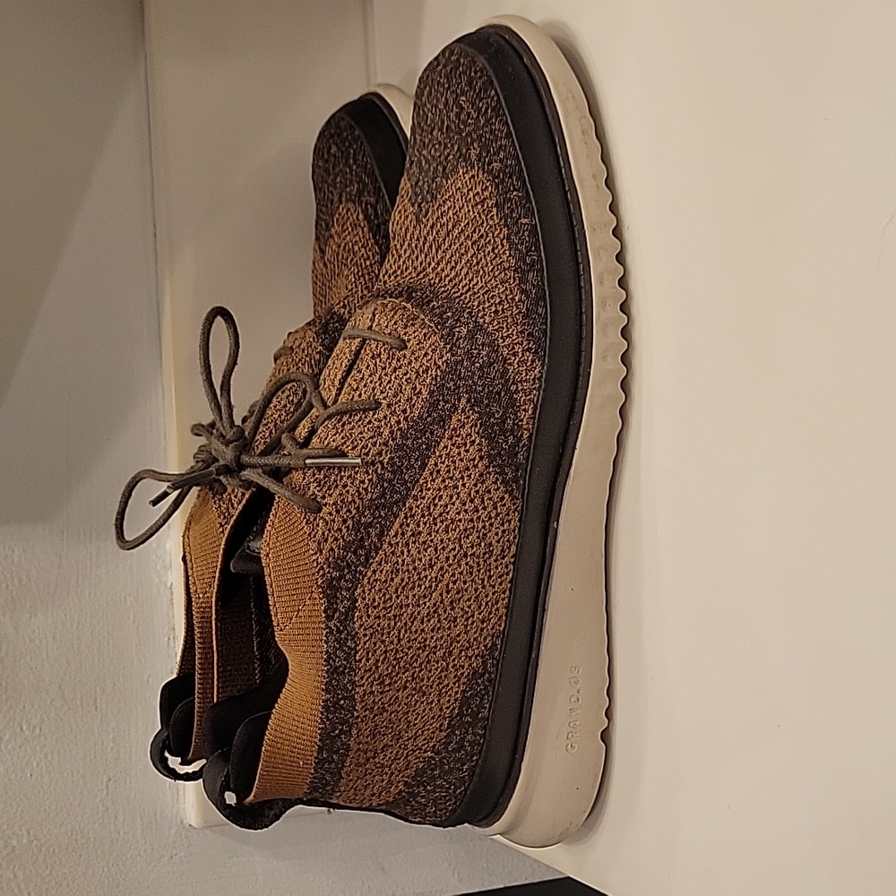 Mens Cole Haan size 7.5 shoes water resistant